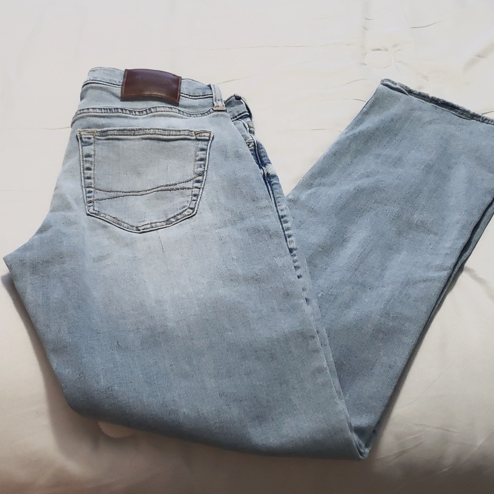 Hollister 30/32 Bootcut Stretch Jean